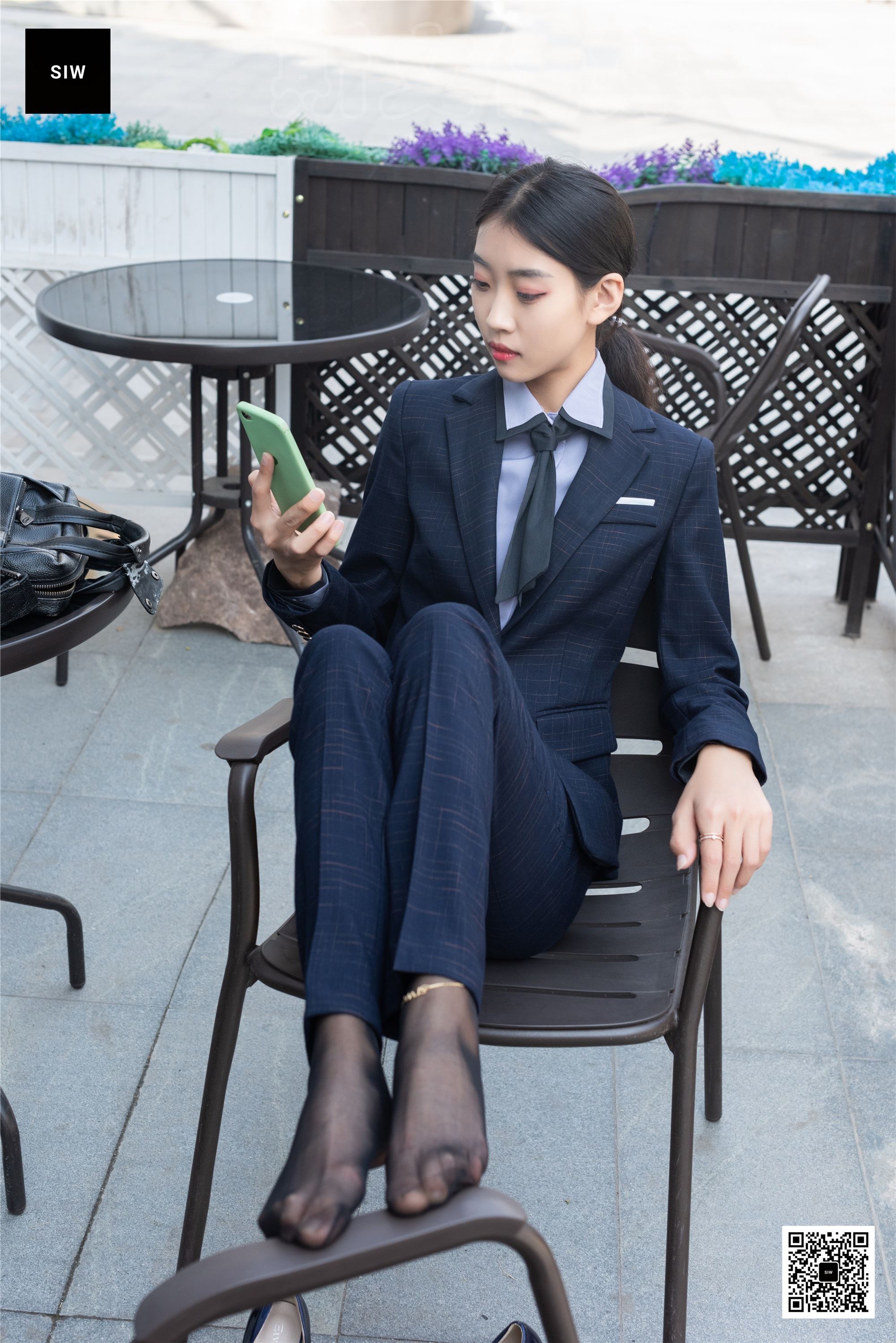 SIW斯文传媒 061 秋冬厚毛呢方格制服优雅修身西装套（蓉儿）